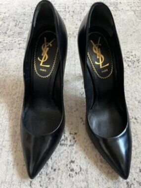 Yves Saint Laurent Black Heels 37